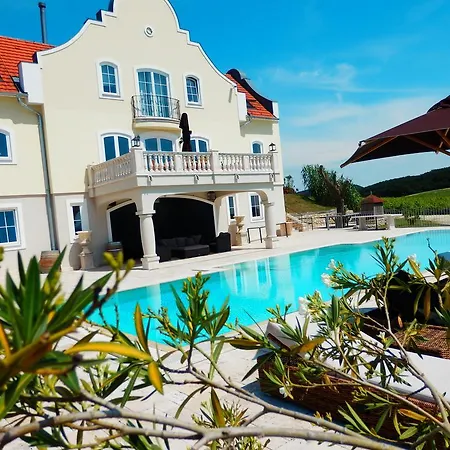 Guest house Liszkay Borkuria