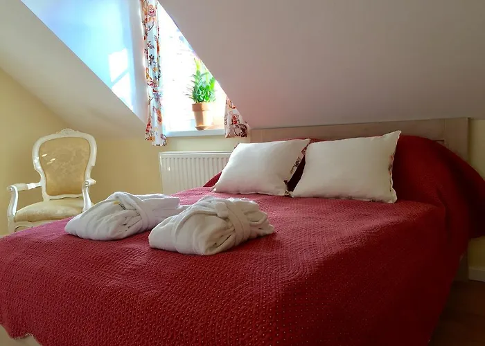 Konukevi Liszkay Borkuria 4*